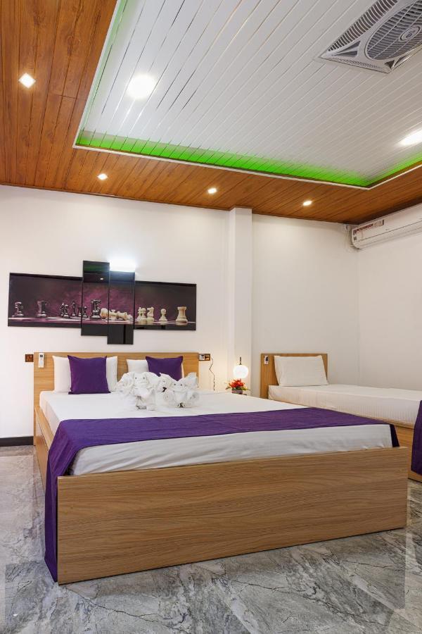 White Land City Hotel Dambulla Esterno foto