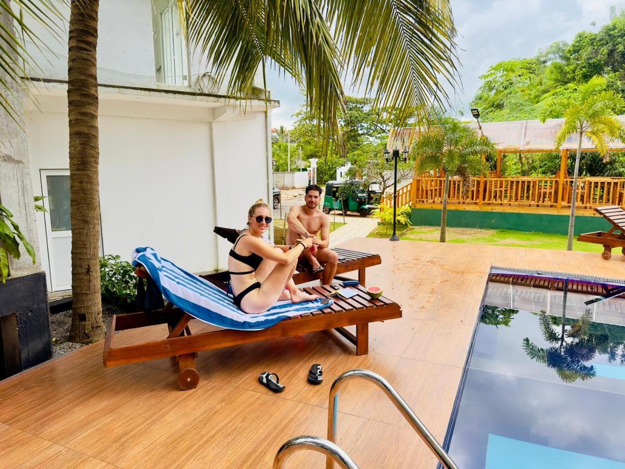 White Land City Hotel Dambulla Esterno foto