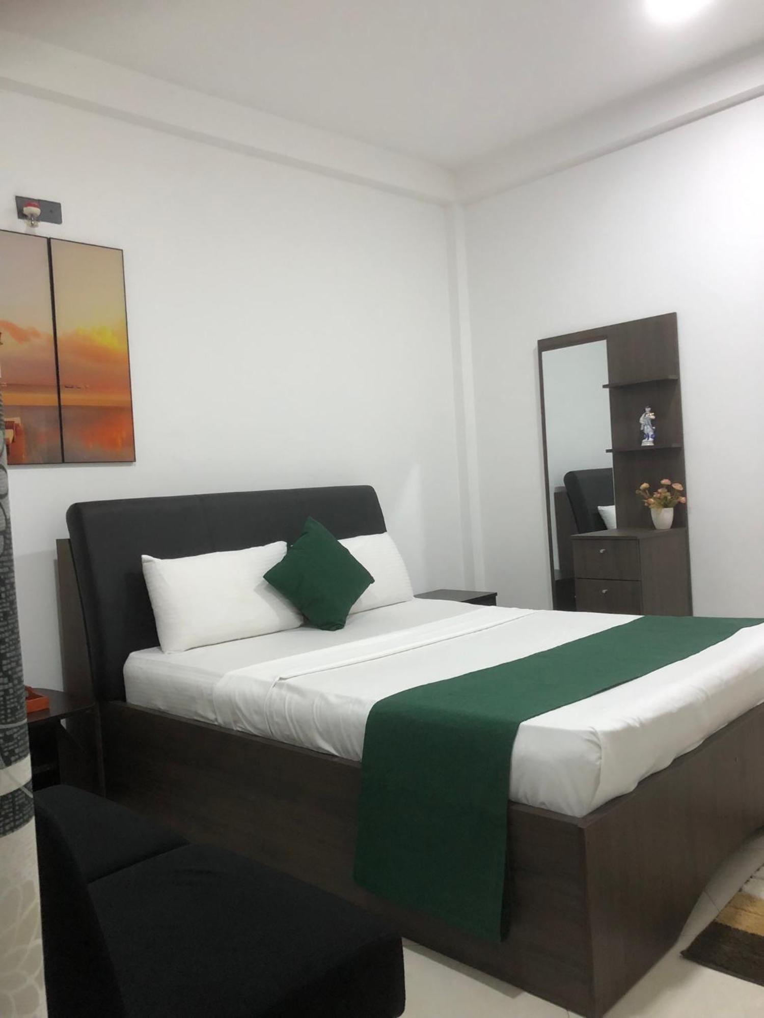 White Land City Hotel Dambulla Esterno foto