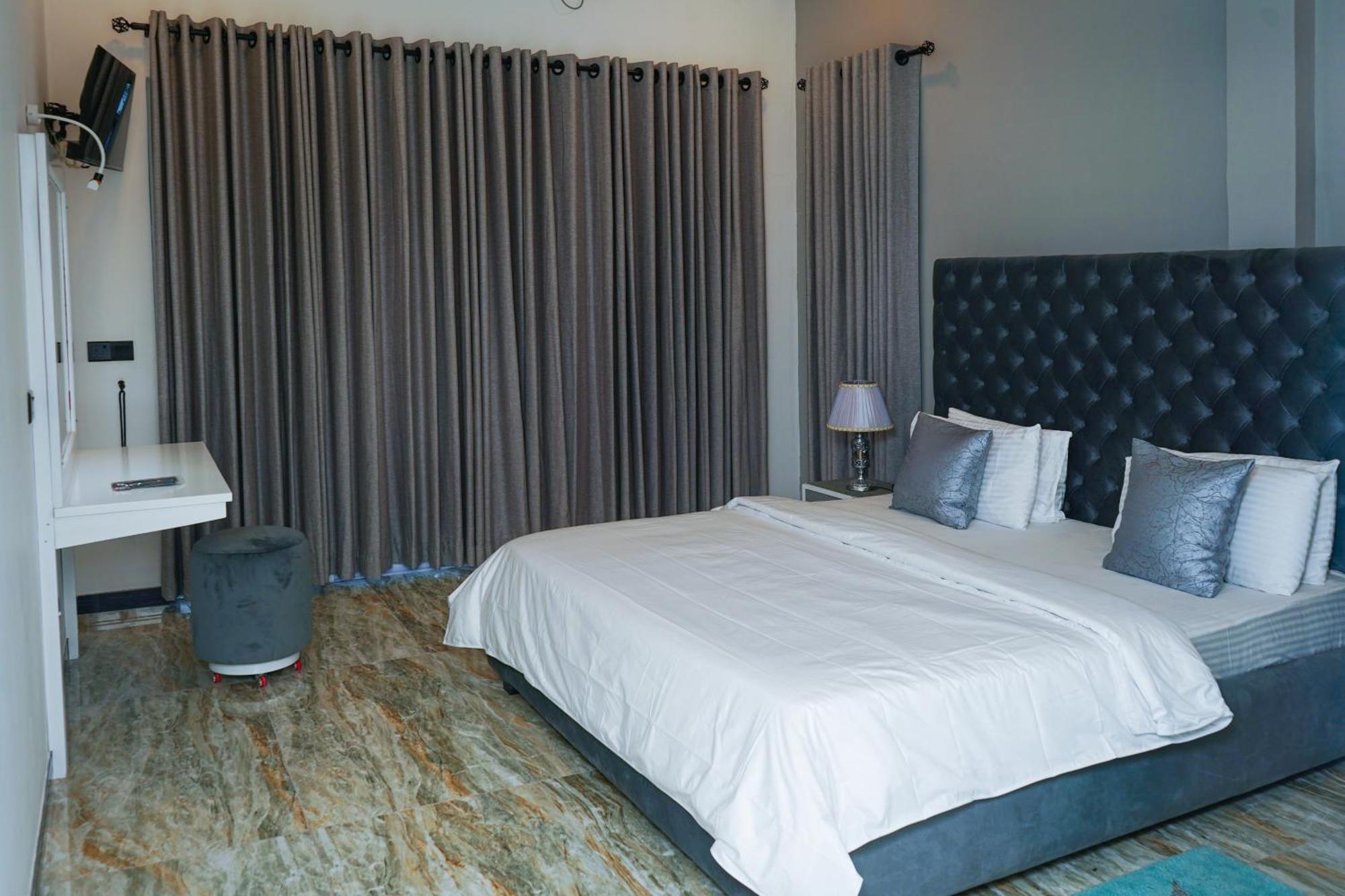 White Land City Hotel Dambulla Esterno foto